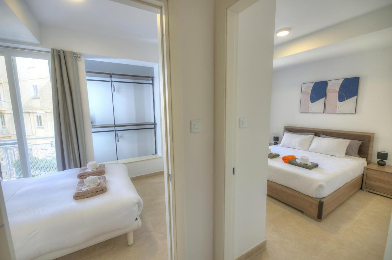 Brand New And Tastefully Furnished 2 Bedroom Apartment Ddif1-2 Gzira Exterior foto